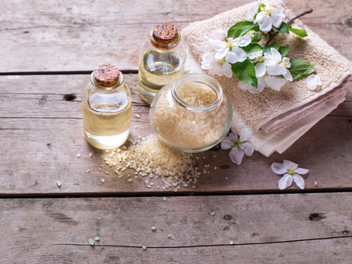 5 idées de gommage naturel pour raffermir la peau