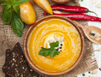Légumes de saison : nos idées de soupes gourmandes