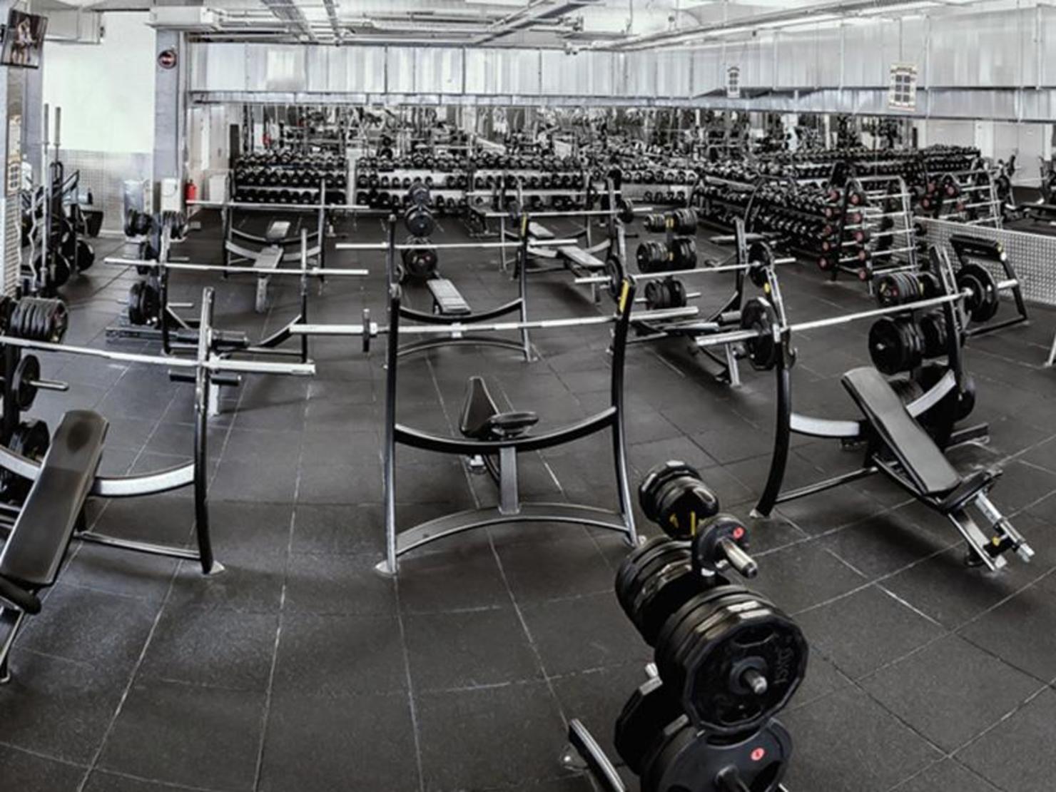 Fitness Park Place de Clichy à Paris Tarifs, Avis Fitness Park Place de Clichy à Paris Tarifs, Avis