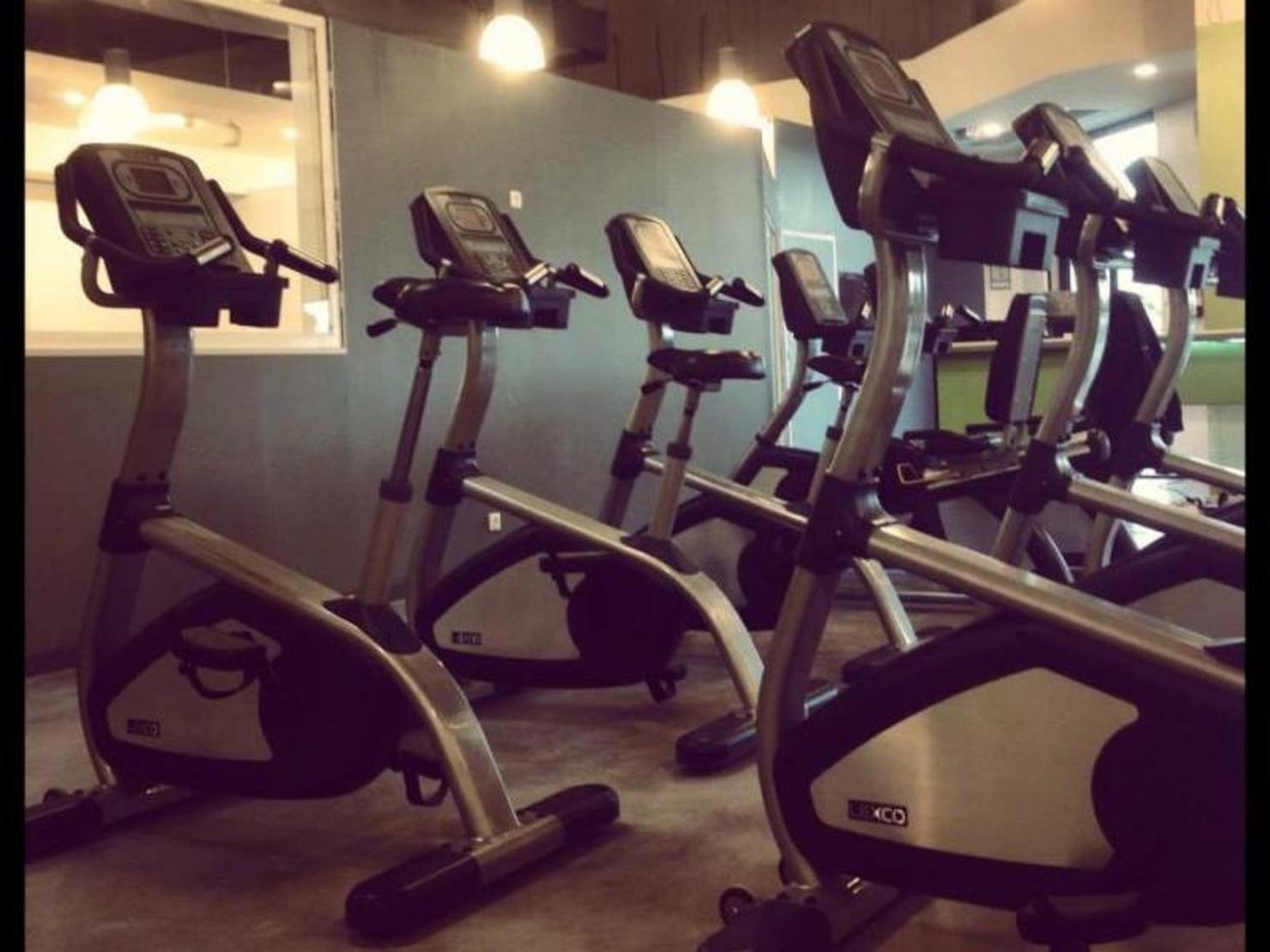 LIFE CLUB Avignon les Angles à