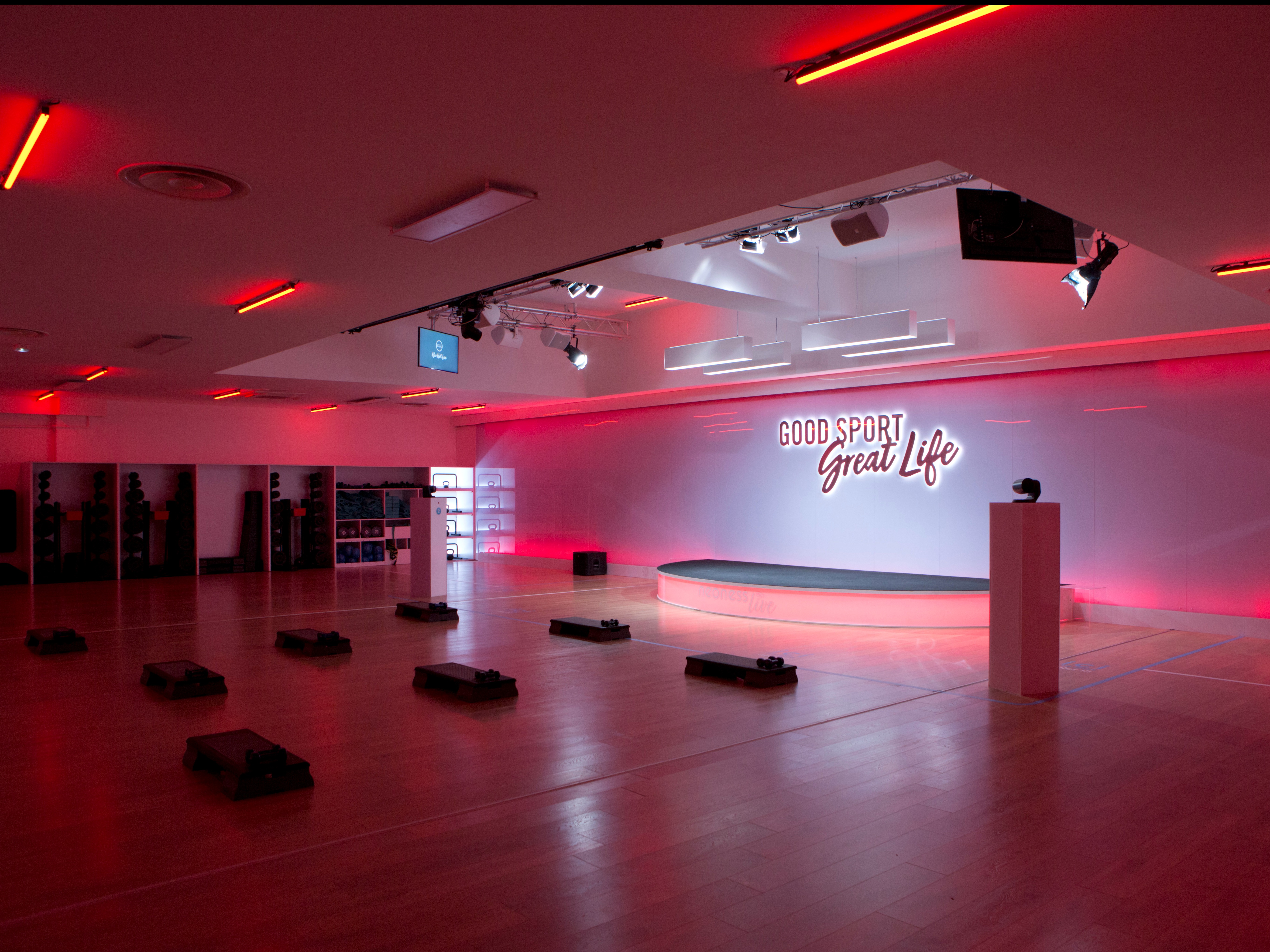 Neoness Salle De Sport Paris 19 Buttes Chaumont Jaurès Neoness Paris 19 Jaurès - Buttes-Chaumont | Tarifs, Avis, Horaires, Offre  d'essai
