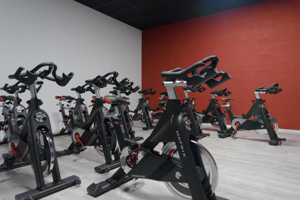 Studio Indoor Cycling